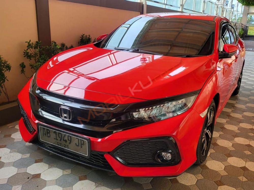 Mobil Honda Civic Hatchback 2018