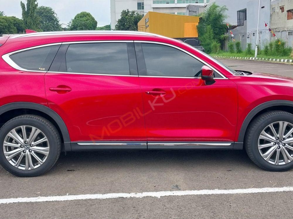 Mobil Mazda CX-8 2023