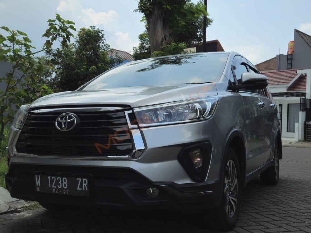 Mobil Toyota Kijang Innova 2022