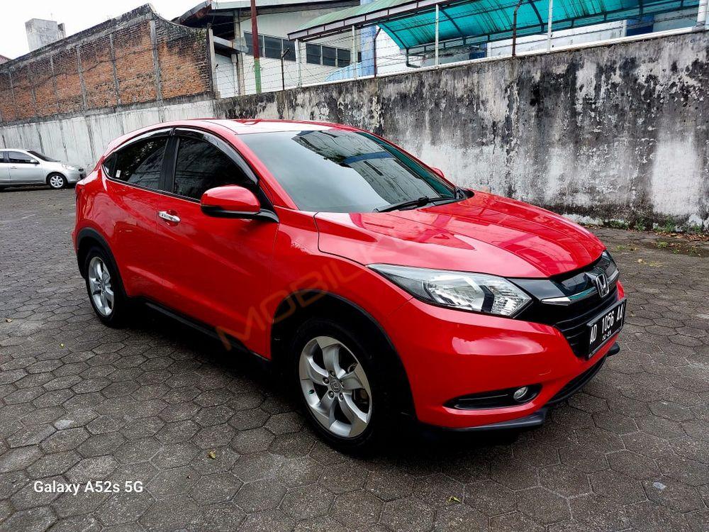 Mobil Honda HR-V 2015