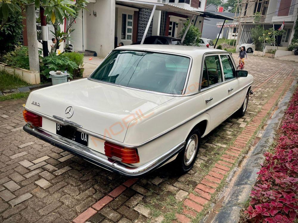 Mobil Mercedes-Benz ML 1995