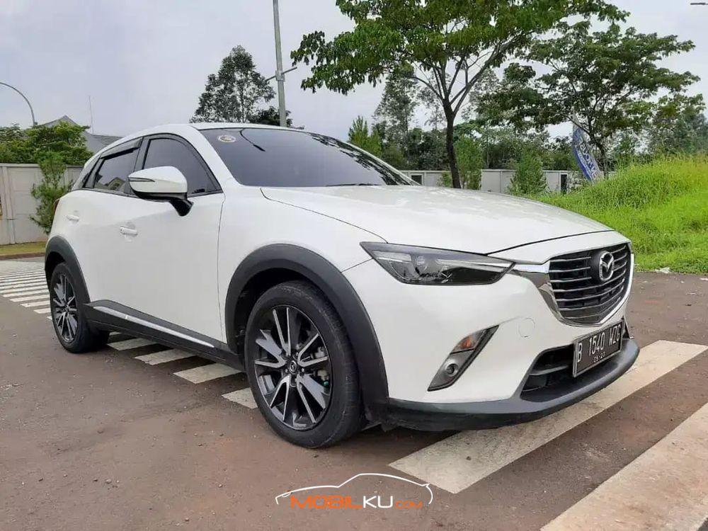 Mobil Mazda CX-3 2017