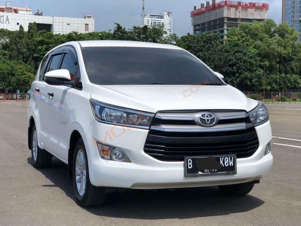 Mobil Toyota Kijang Innova 2020