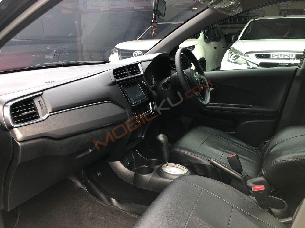 Mobil Honda Mobilio 2017