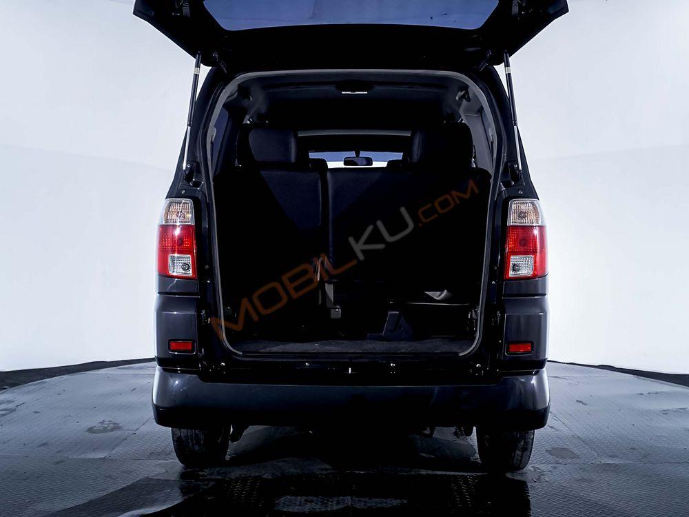 Mobil Suzuki APV 2016