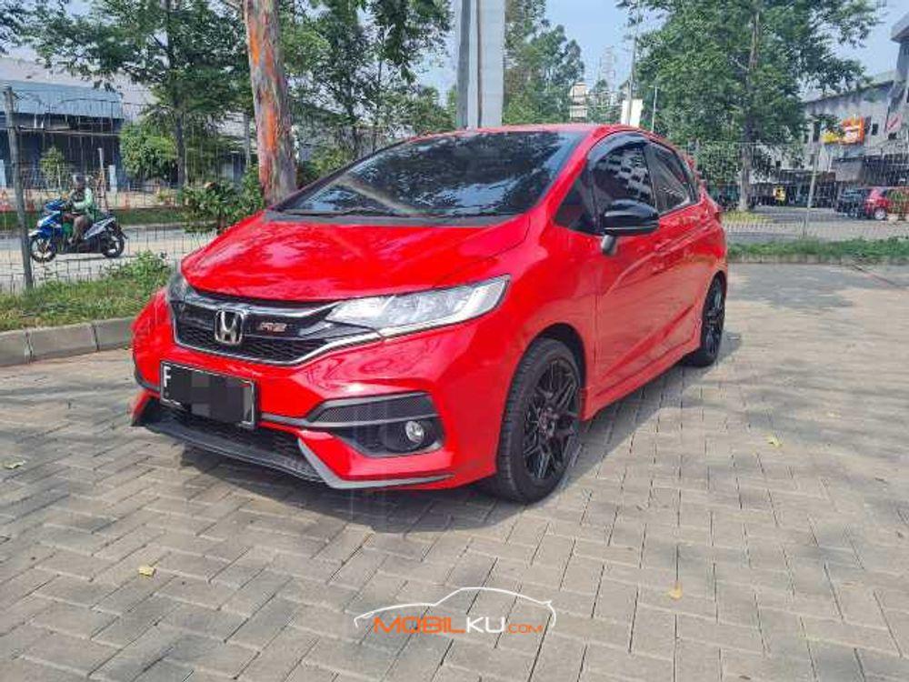 Mobil Honda Jazz 2019