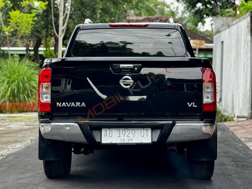 Mobil Nissan Navara 2017