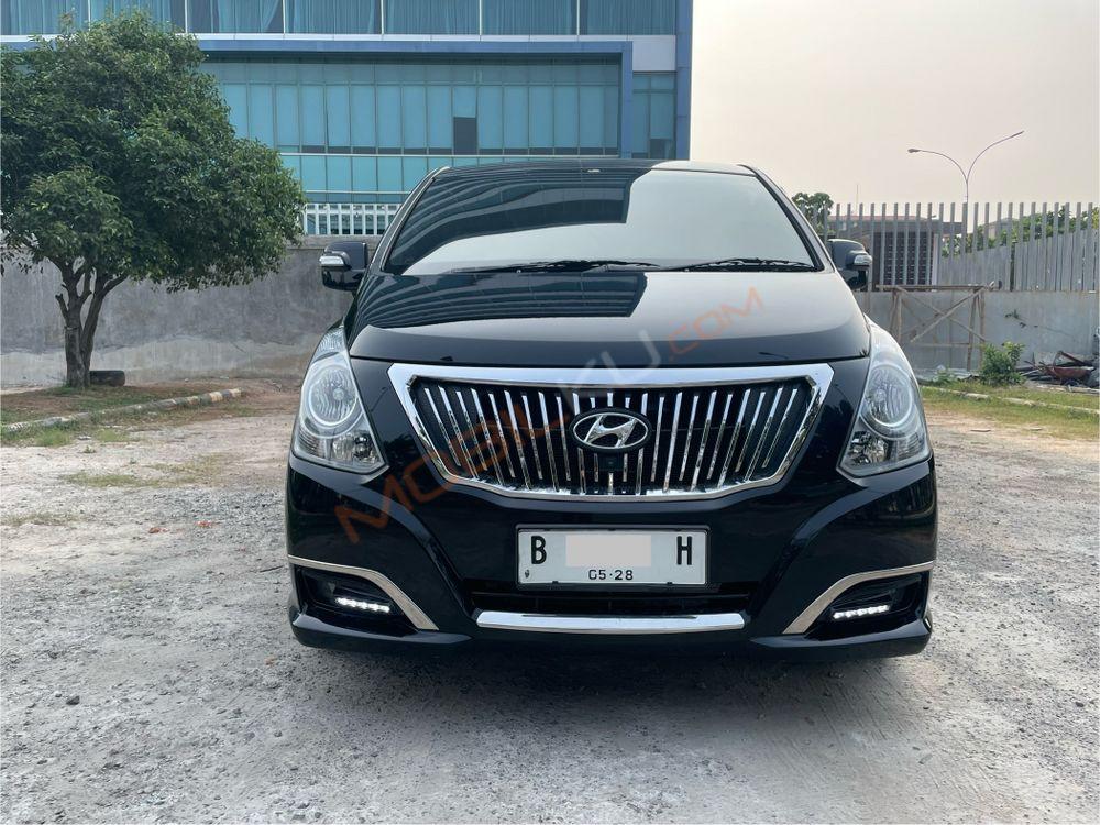 Mobil Hyundai H-1 2018
