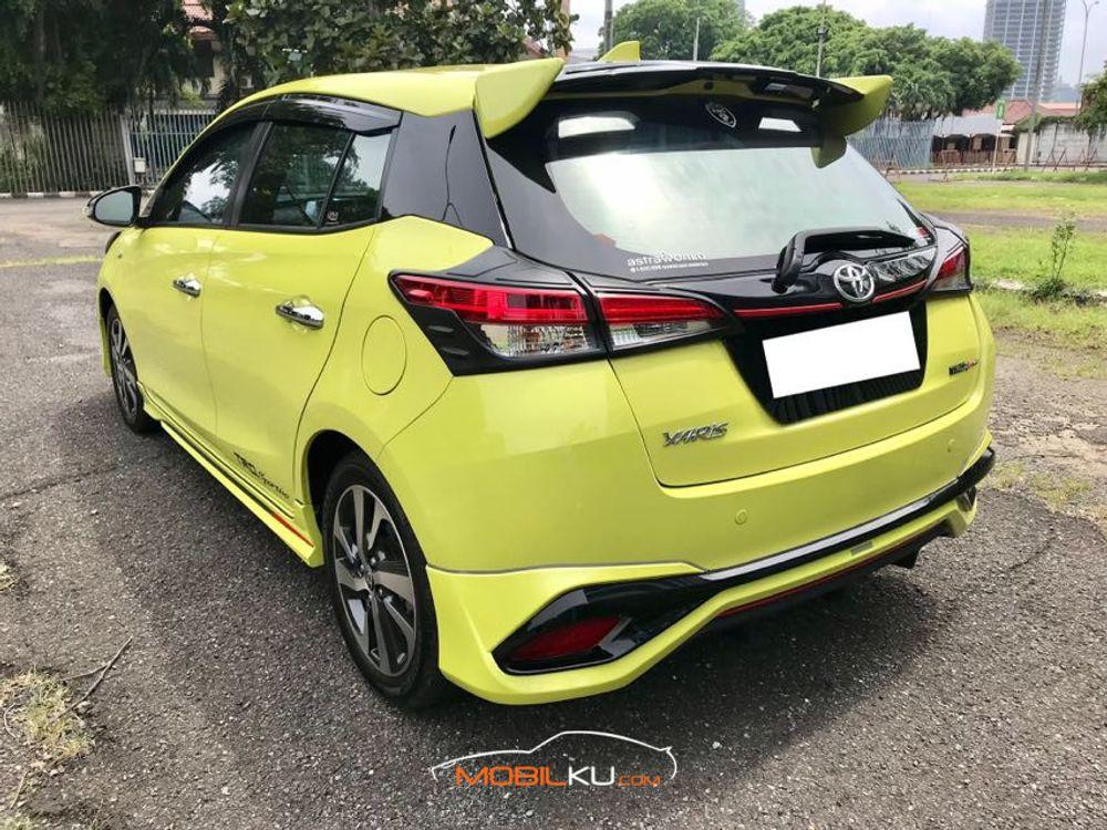 Mobil Toyota Yaris 2019