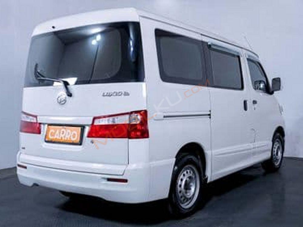 Mobil Daihatsu Luxio 2019