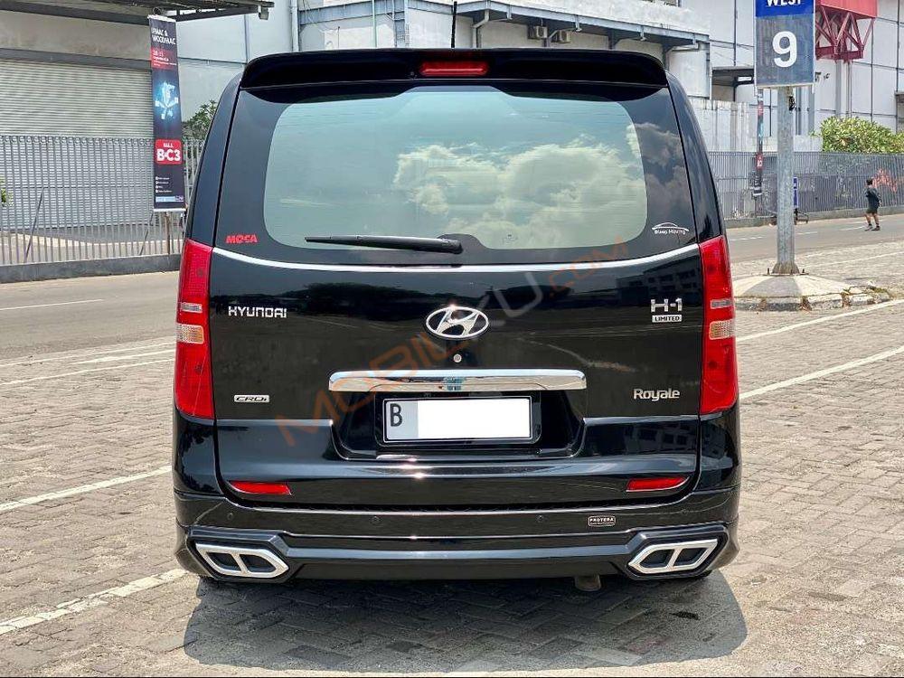 Mobil Hyundai H-1 2018