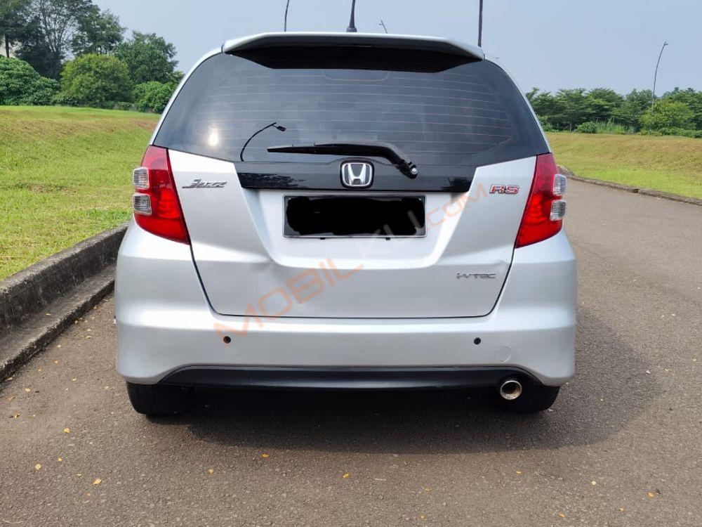 Mobil Honda Jazz 2009