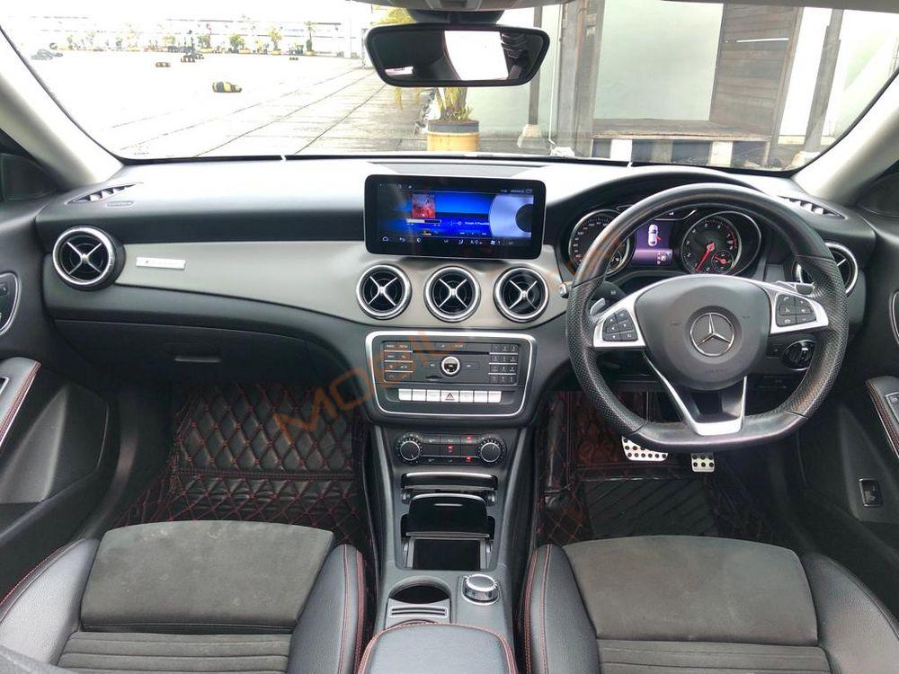 Mobil Mercedes-Benz CLA 2018