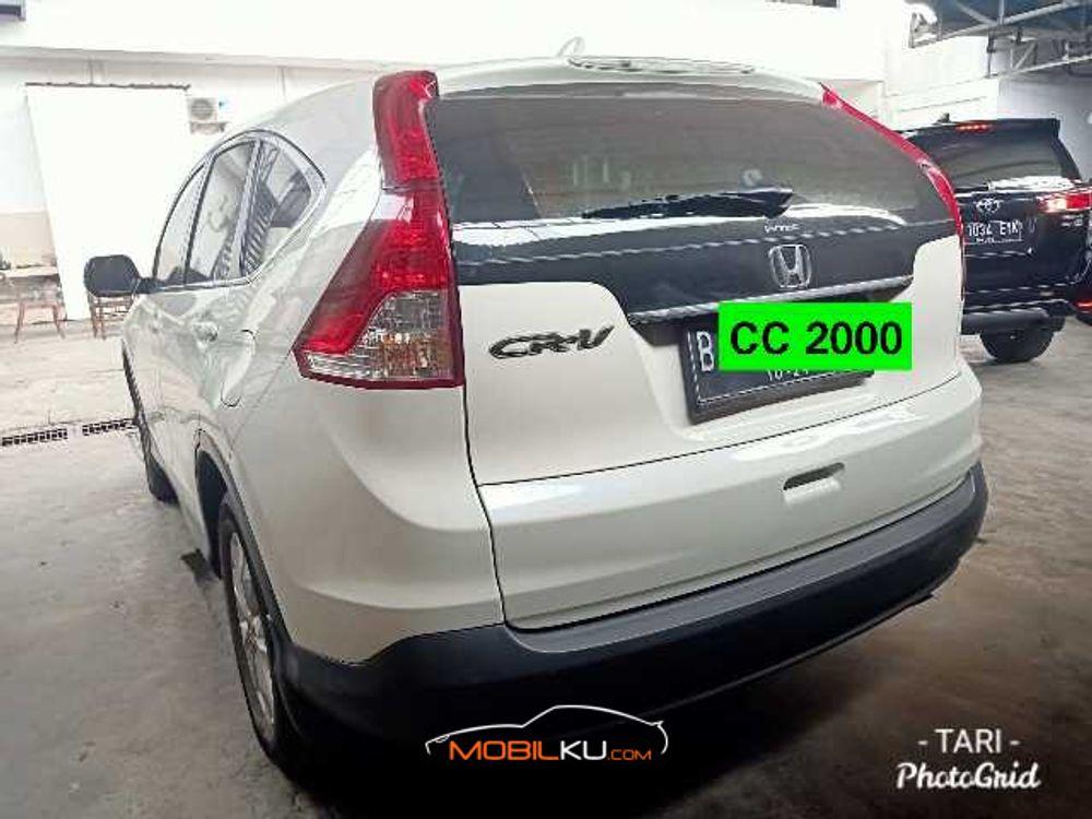 Mobil Honda CR-V 2014