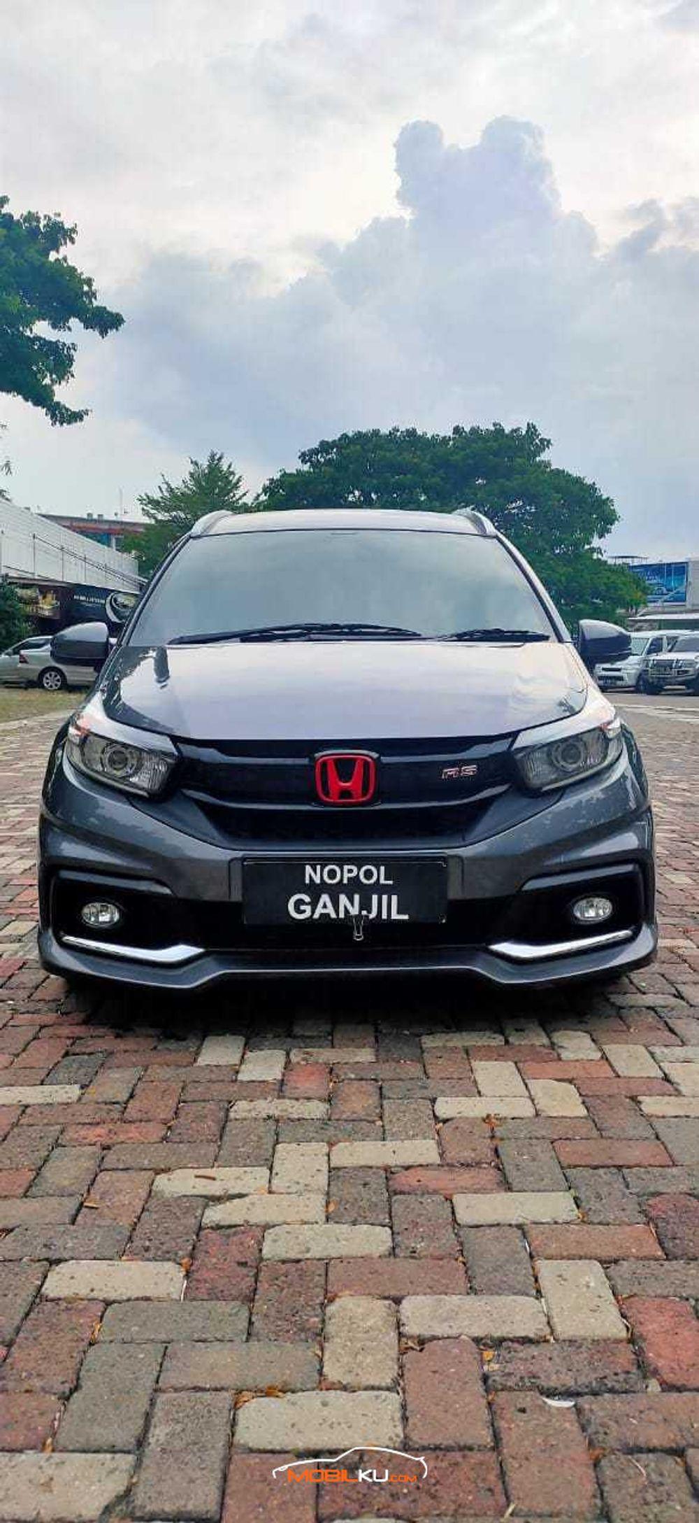 Mobil Honda Mobilio 2017