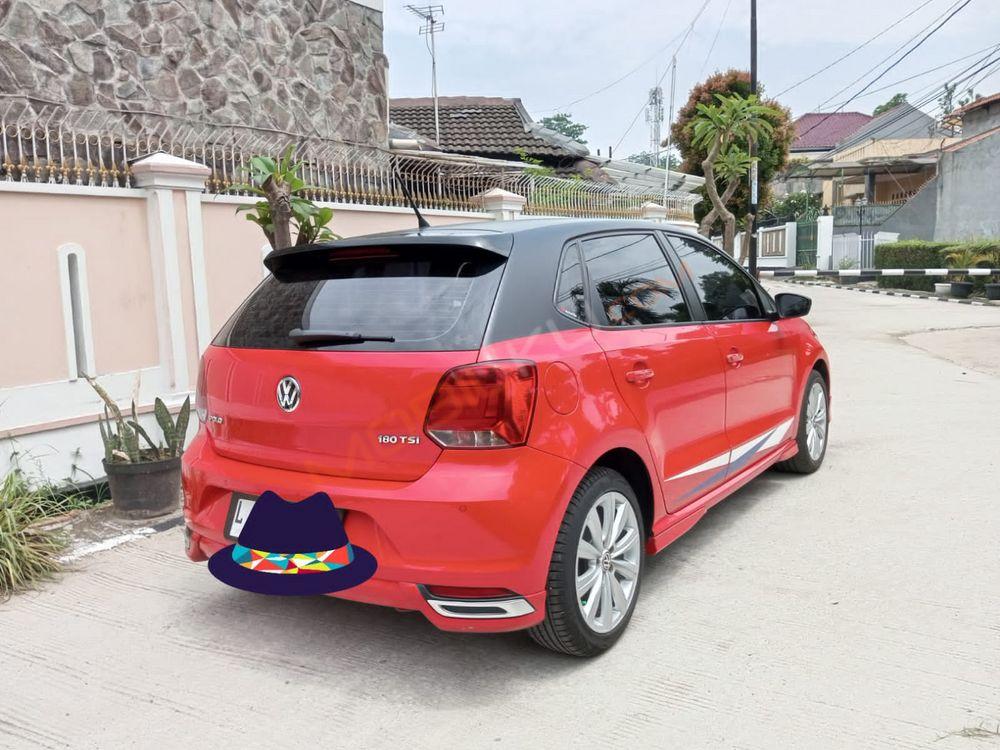 Mobil Volkswagen Polo 2018