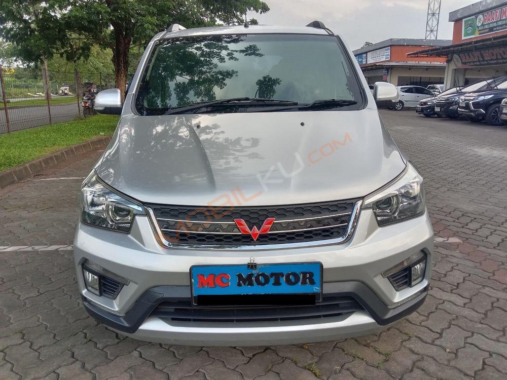 Mobil Wuling Confero 2018