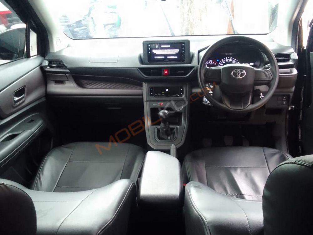 Mobil Toyota Avanza 2024