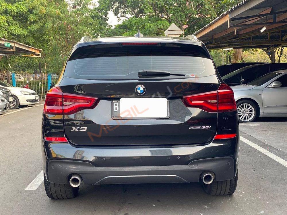 Mobil BMW X3 2021