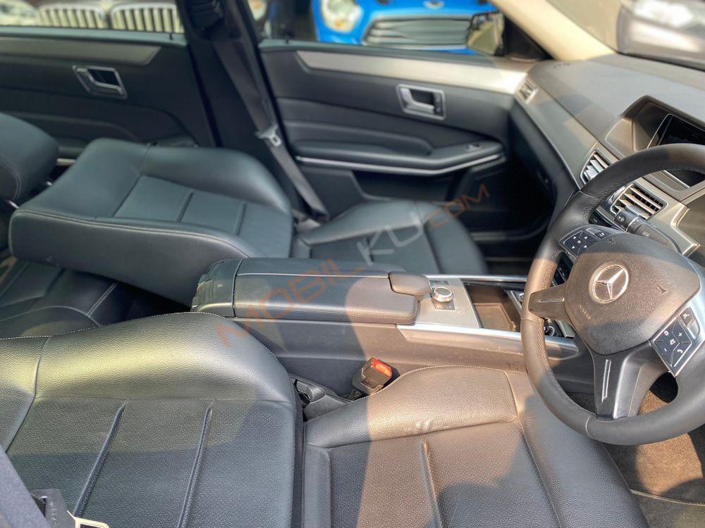 Mobil Mercedes-Benz E-Class 2016