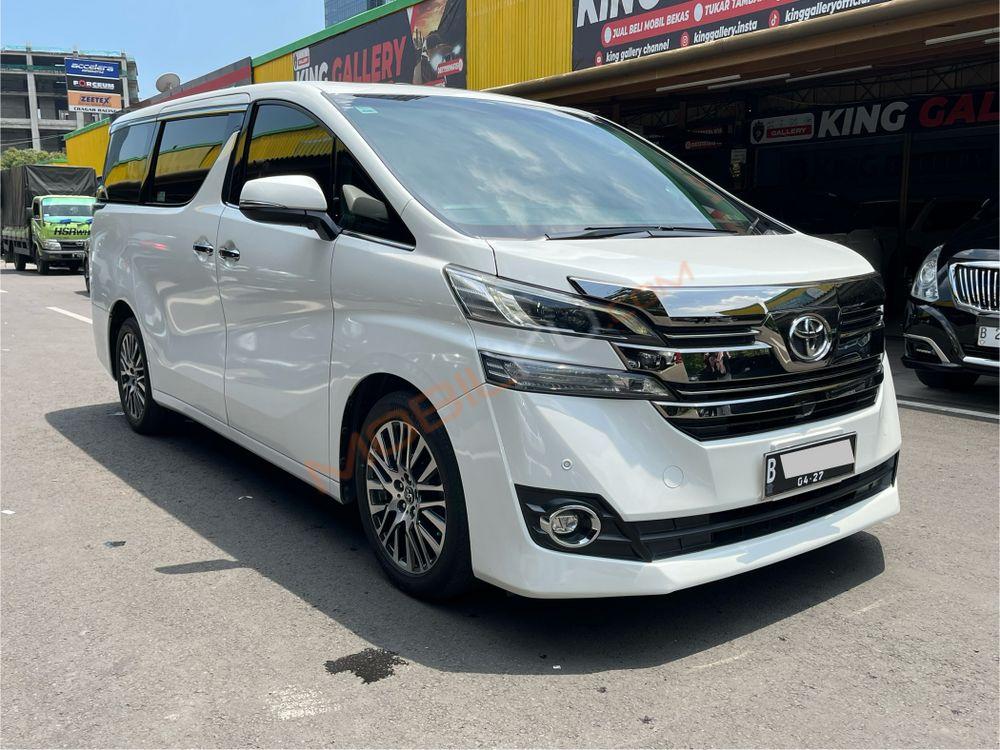 Mobil Toyota Vellfire 2017