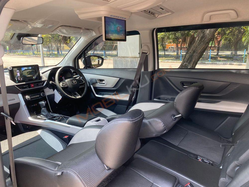 Mobil Toyota Veloz 2022