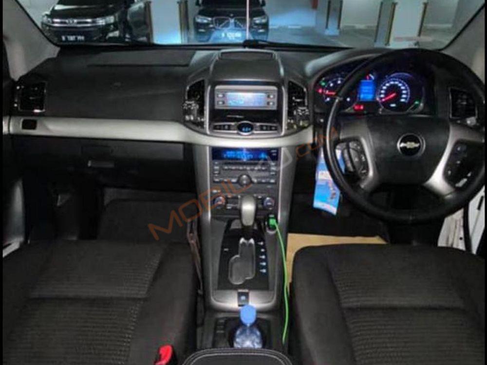 Mobil Chevrolet Captiva 2015