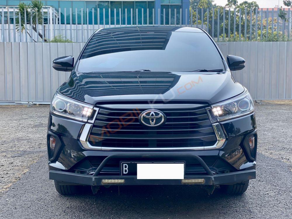 Mobil Toyota Kijang Innova 2021