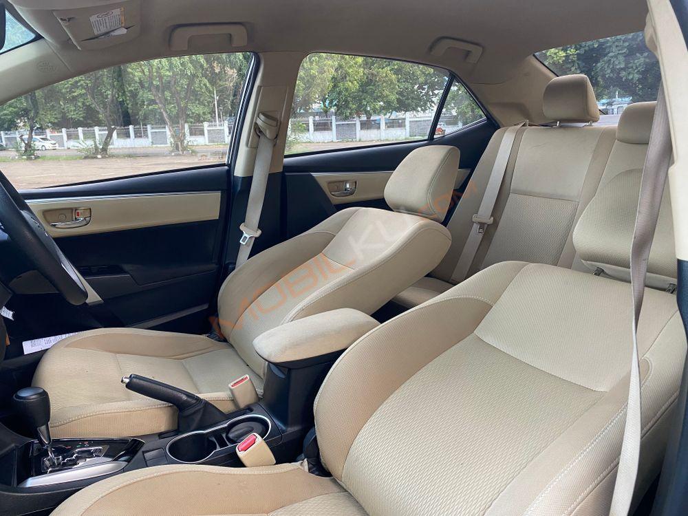 Mobil Toyota Corolla 2018