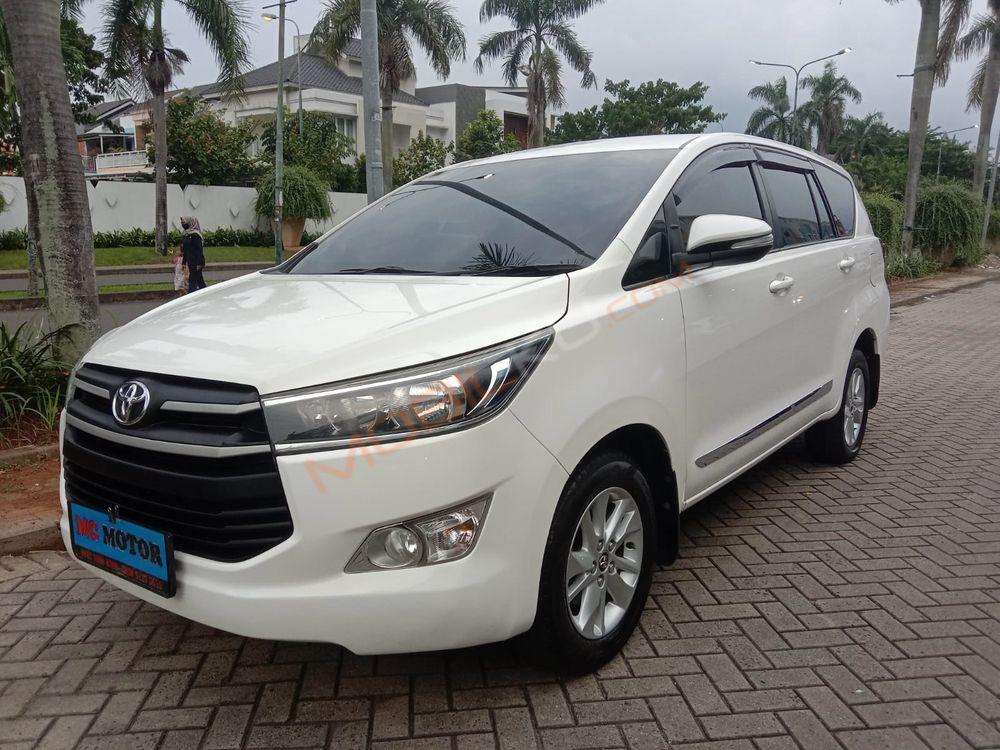 Mobil Toyota Kijang Innova 2017