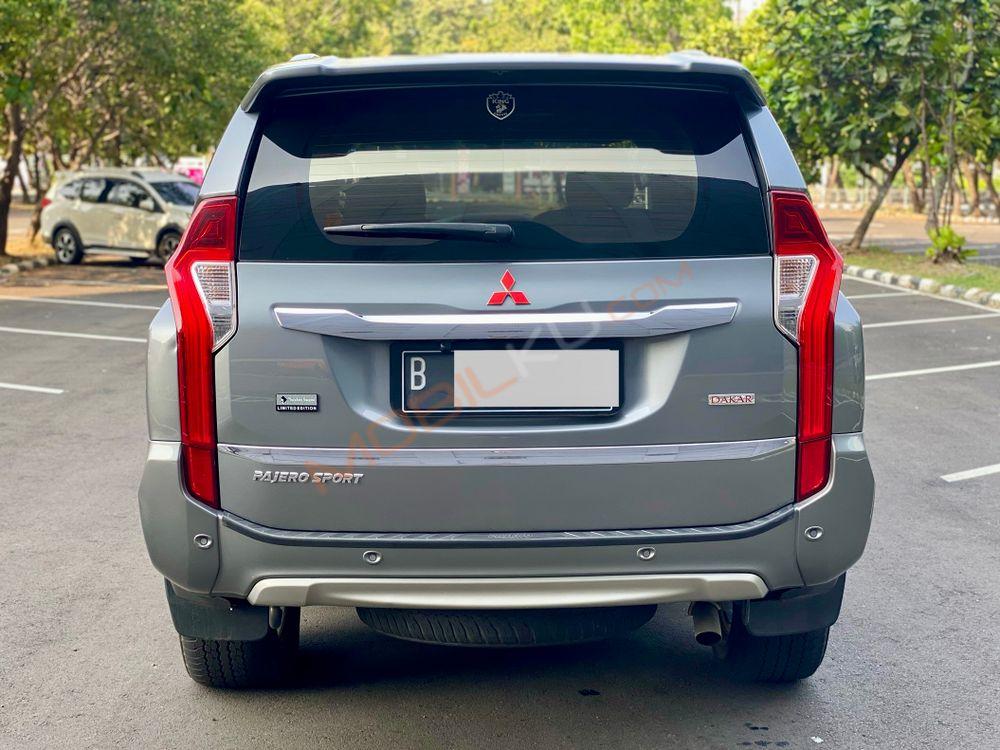 Mobil Mitsubishi Pajero Sport 2016