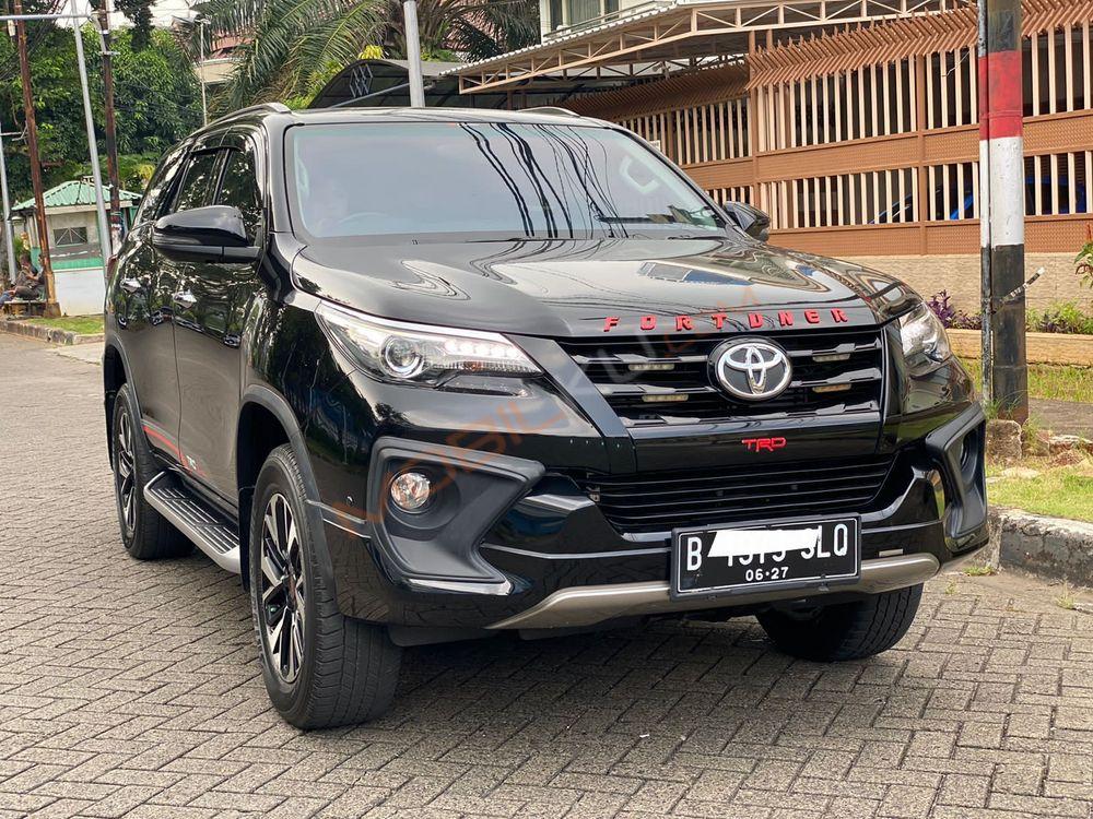 Mobil Toyota Fortuner 2019