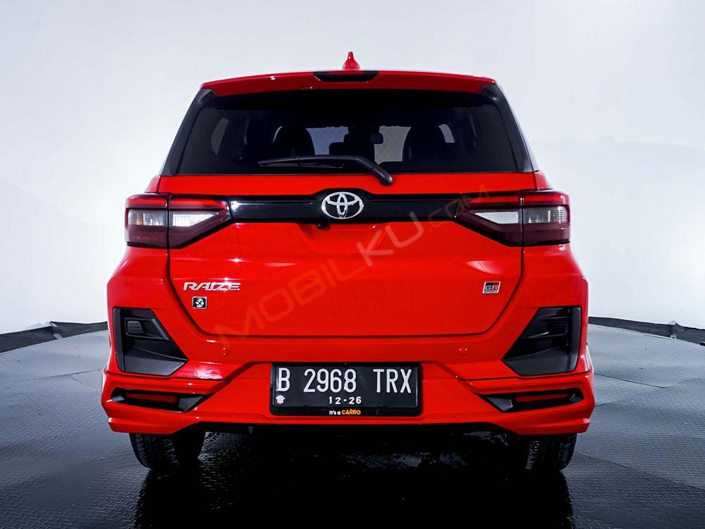 Mobil Toyota Raize 2021
