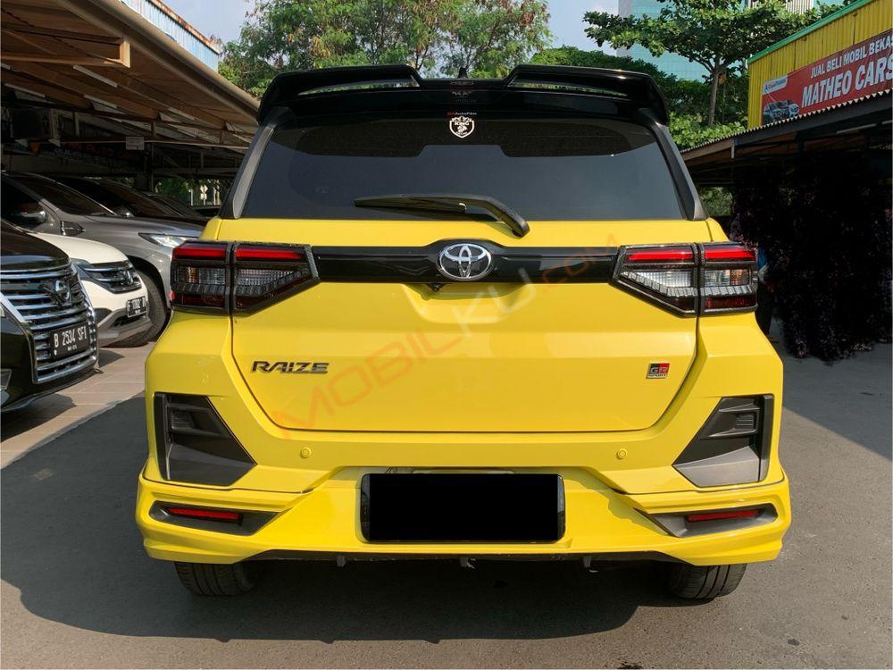 Mobil Toyota Raize 2022