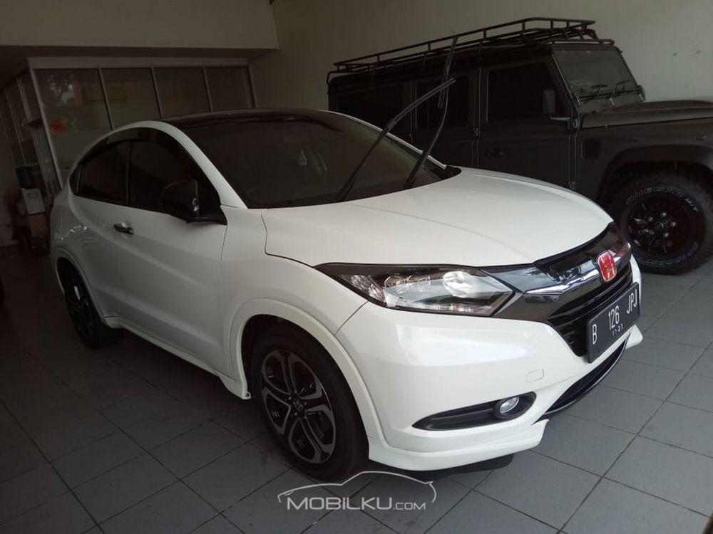 Mobil Honda HR-V 2015