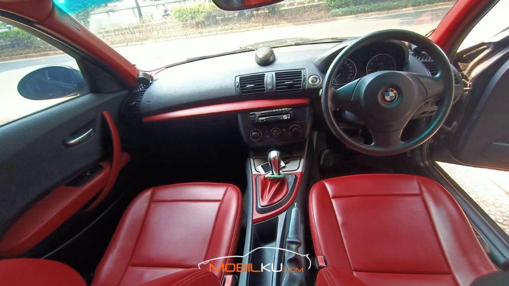 Mobil BMW 1 Series 2006