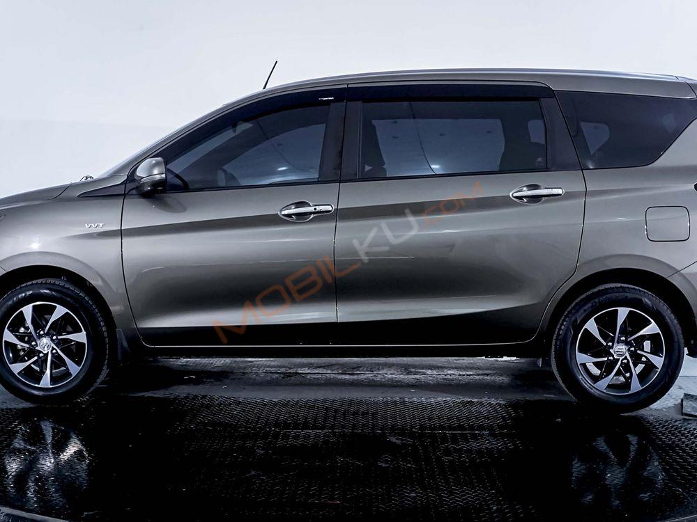 Mobil Suzuki Ertiga 2022