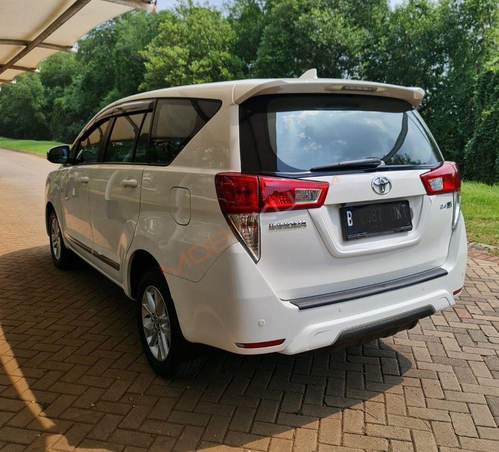 Mobil Toyota Kijang Innova 2019