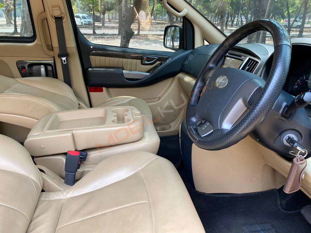 Mobil Hyundai H-1 2018