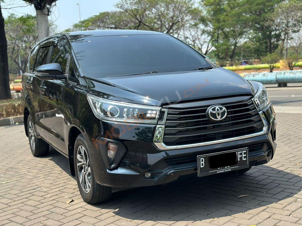 Mobil Toyota Kijang Innova 2021