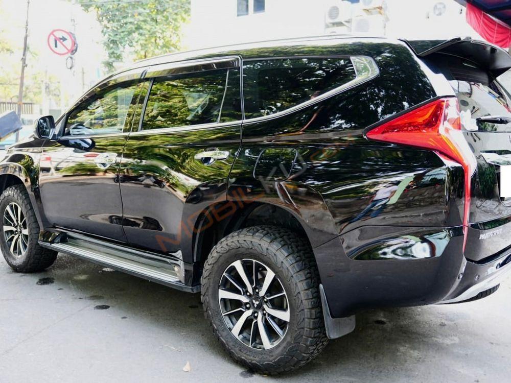 Mobil Mitsubishi Pajero Sport 2019