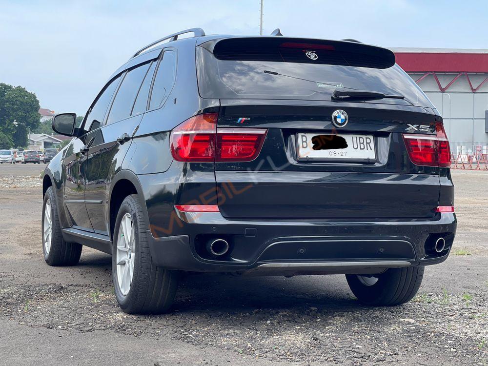 Mobil BMW X5 2012