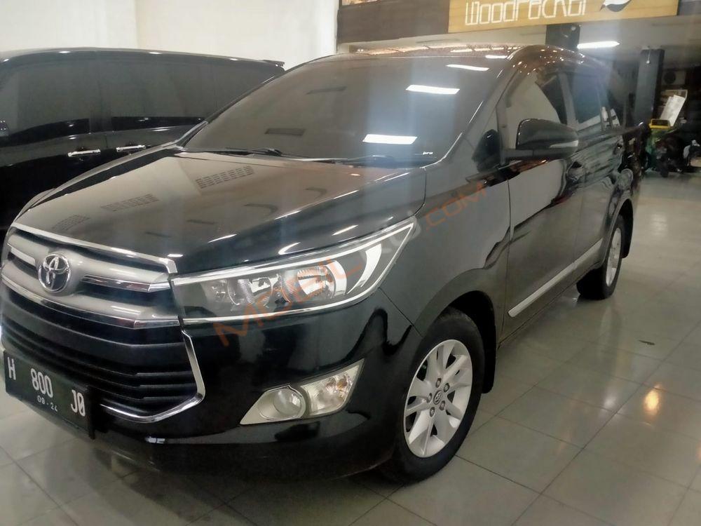 Mobil Toyota Kijang Innova 2019