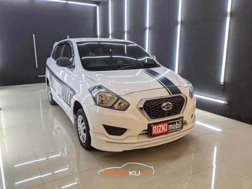 Mobil Datsun GO+ 2016
