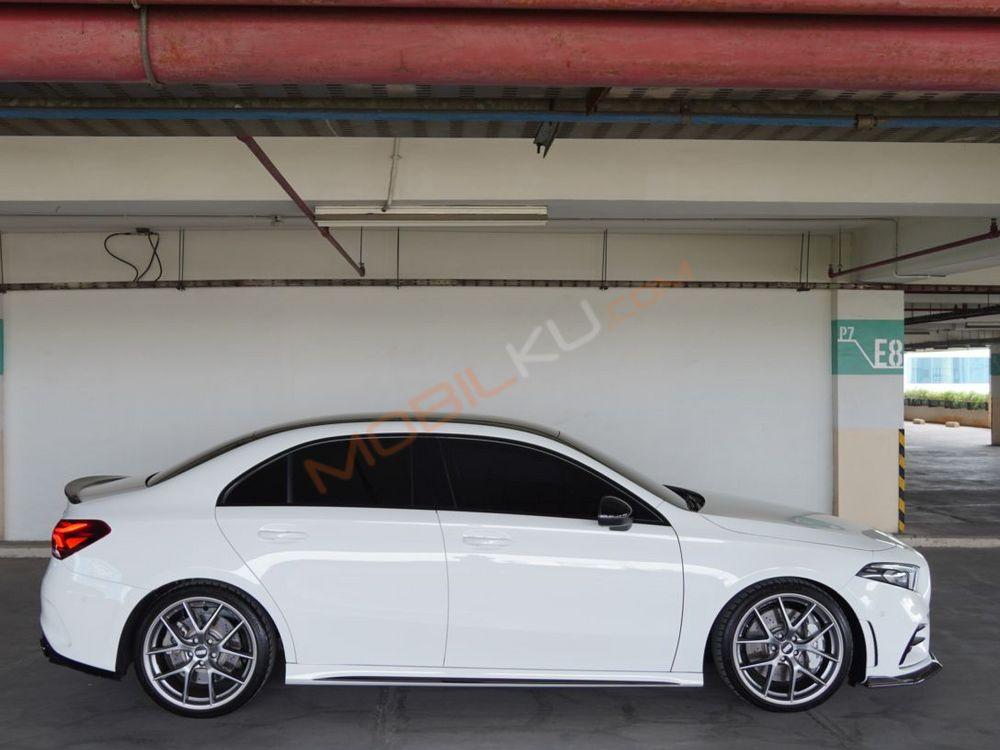 Mobil Mercedes-Benz A-Class 2022