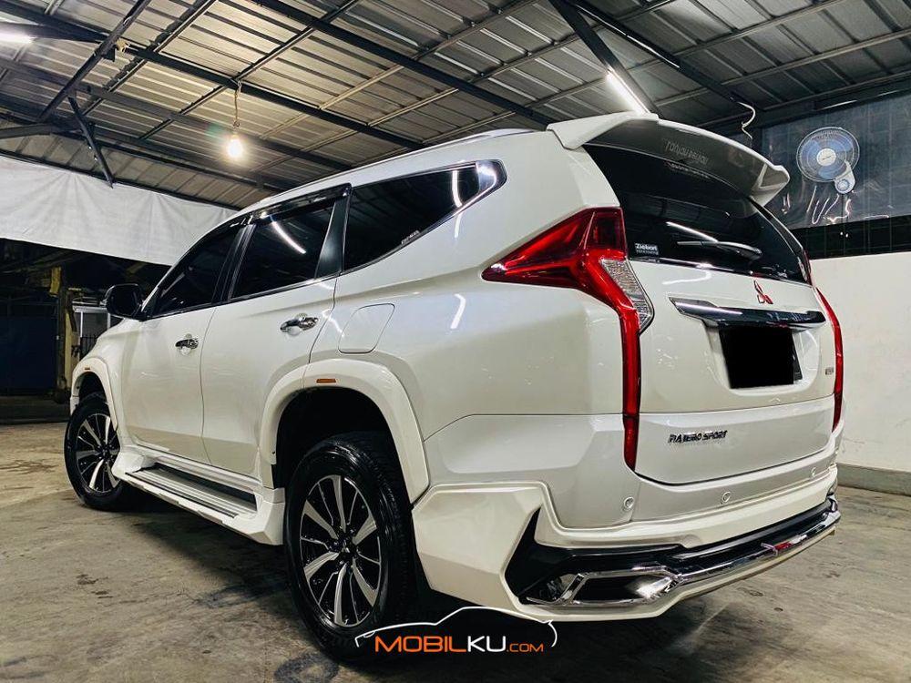Mobil Mitsubishi Pajero Sport 2017