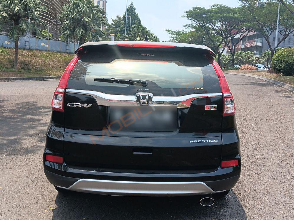 Mobil Honda CR-V 2016