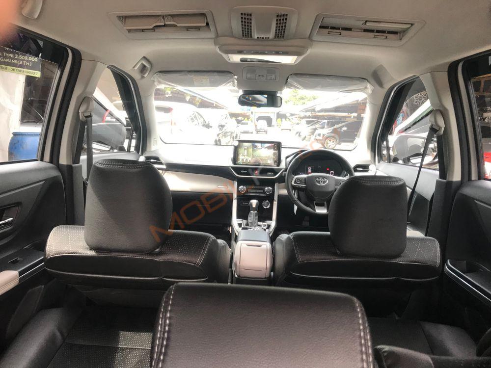 Mobil Toyota Veloz 2022