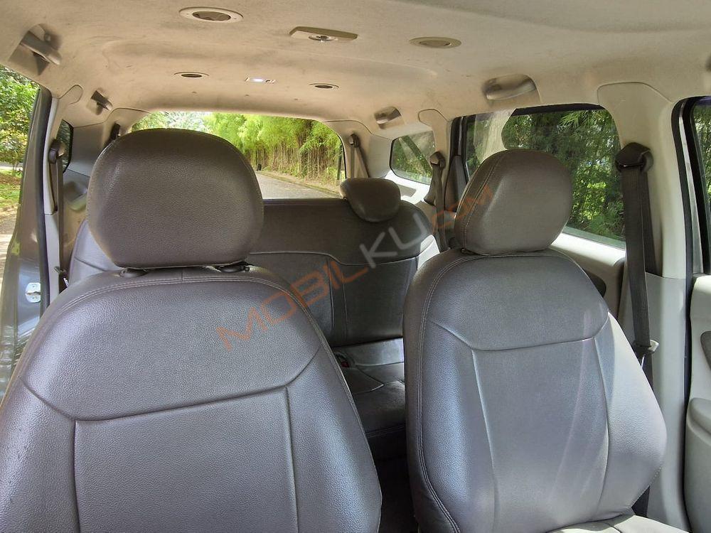 Mobil Chevrolet Spin 2013