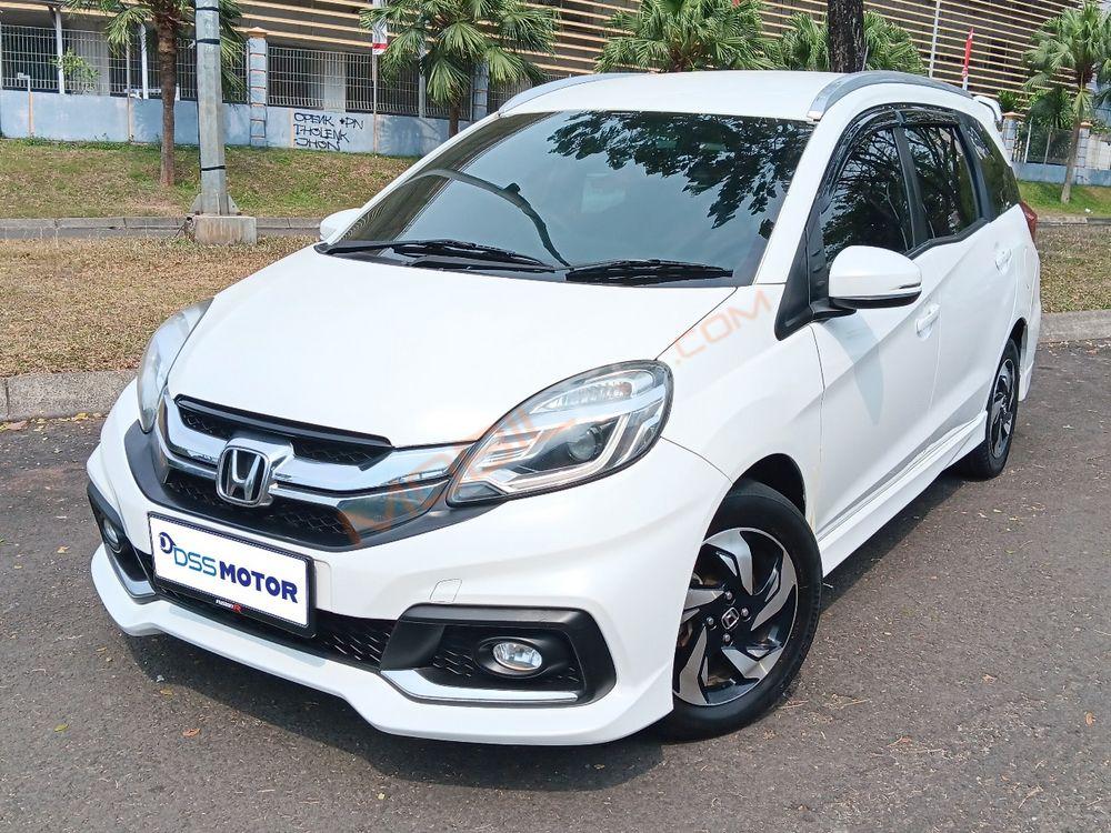 Mobil Honda Mobilio 2016